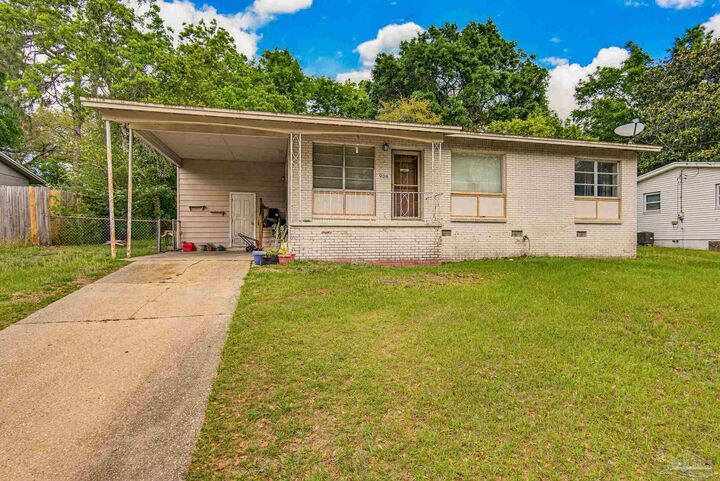 Property Photo:  908 Blue Springs Dr  FL 32505 