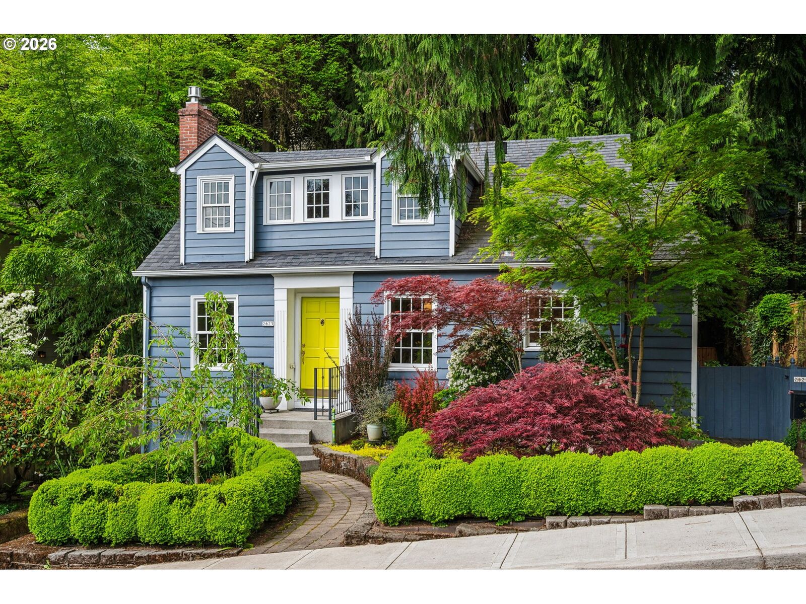 Property Photo:  2625 SW Brae Mar Ct  OR 97201 
