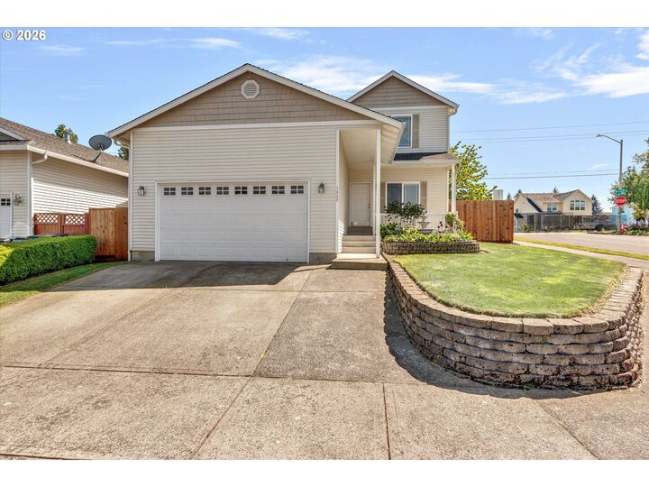 Property Photo:  7803 NE 64th St  WA 98662 
