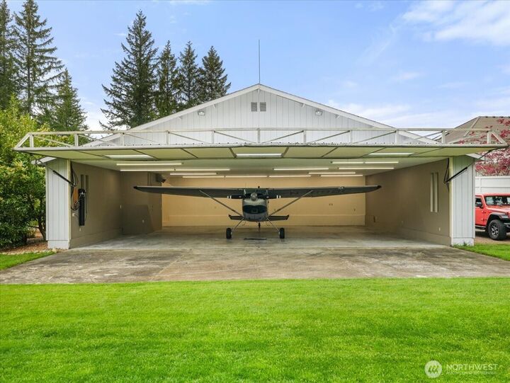 Property Photo: 17649 SE 297th Place WA 98042