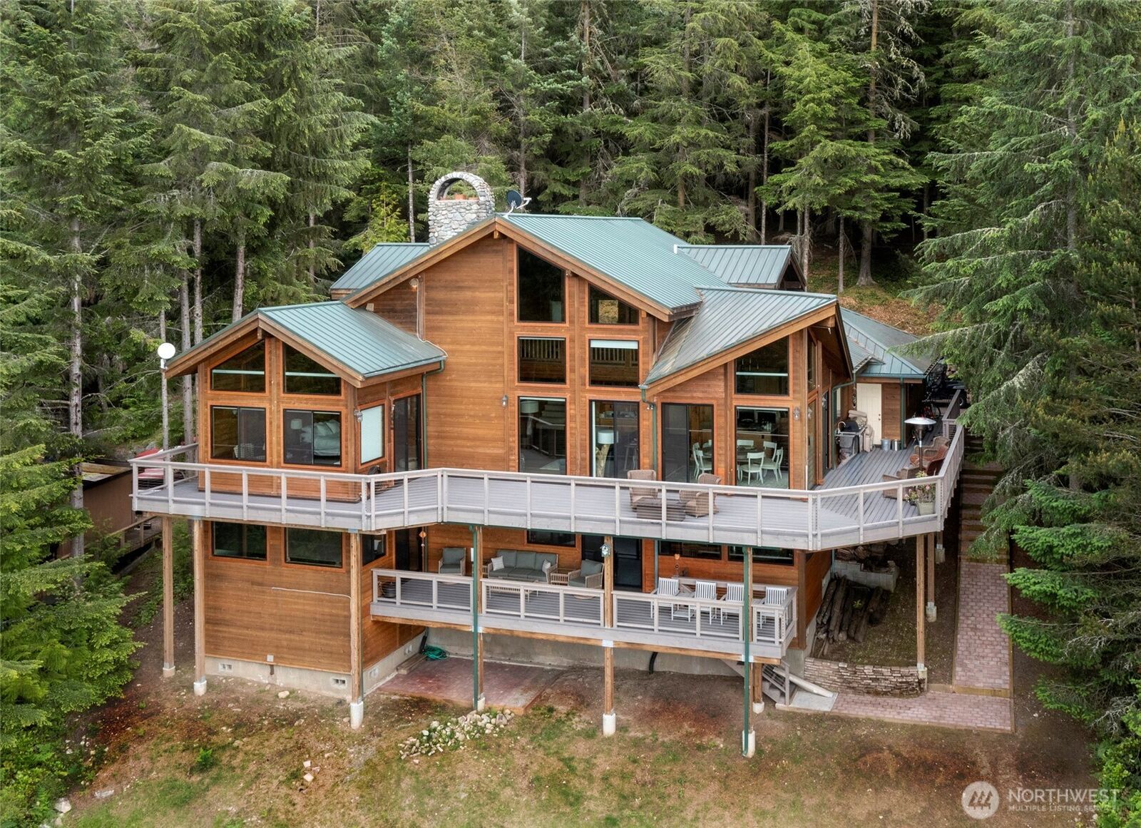 Property Photo:  121  Marine Drive  WA 98222 