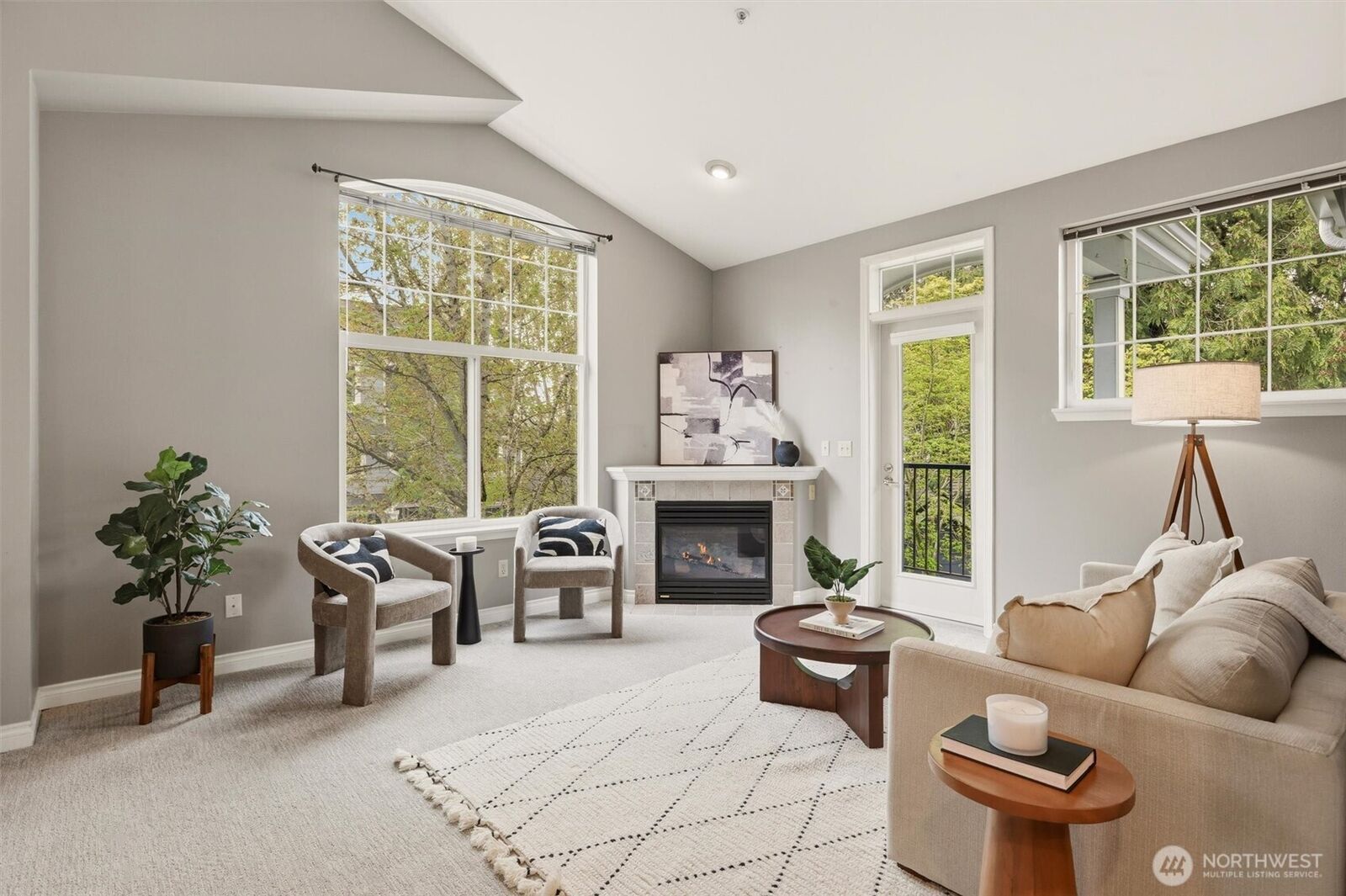 Property Photo:  16125  Juanita-Woodinville Way NE 2511  WA 98011 