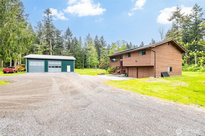 Property Photo:  740  Nature Lane  WA 98239 