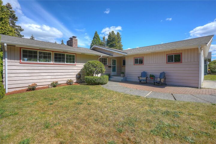 Property Photo:  1045  Sunrise Lane  WA 98466 