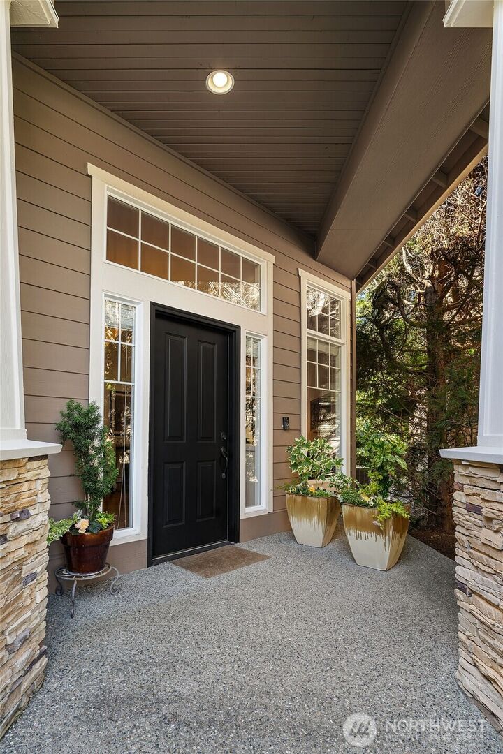 Property Photo:  3517  211th Pl SE  WA 98075 