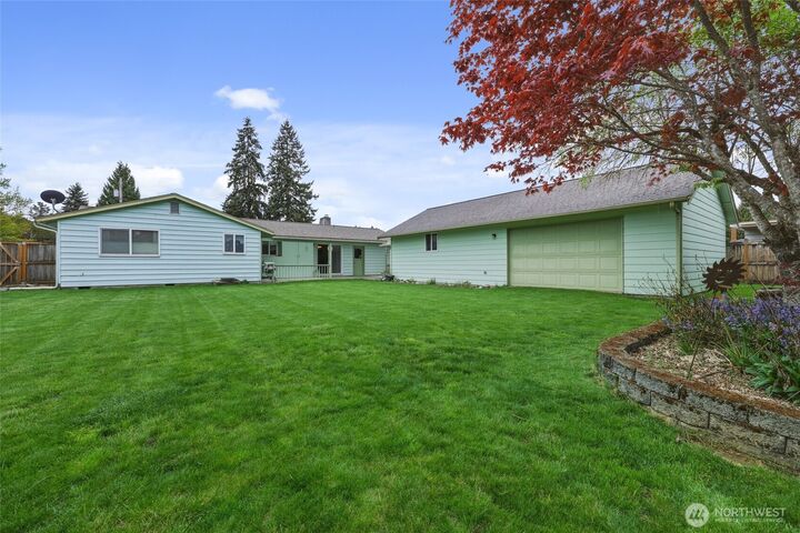 Property Photo: 2420 Holly Lane SE WA 98501