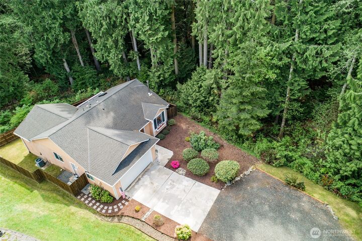 Property Photo:  132  Goliah Lane  WA 98365 