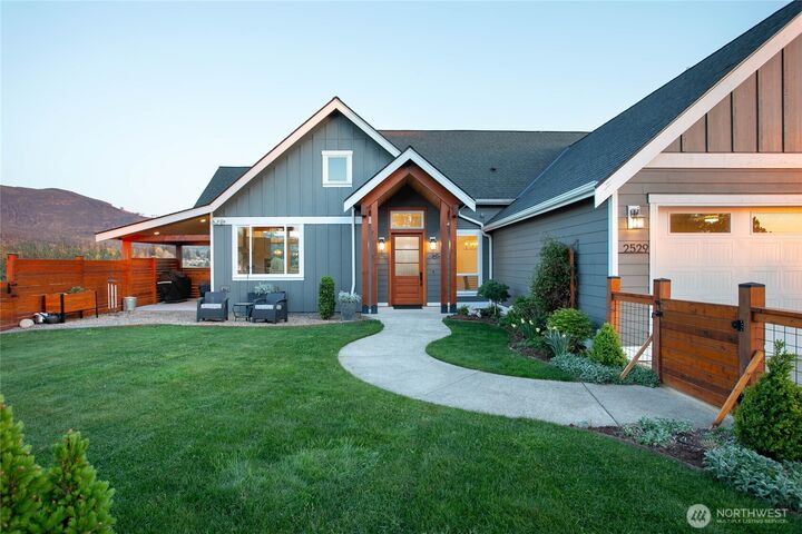 Property Photo:  2529  Mount Baker Highway  WA 98226 