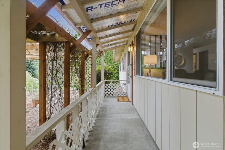 Property Photo:  32544  24th Avenue SW  WA 98023 