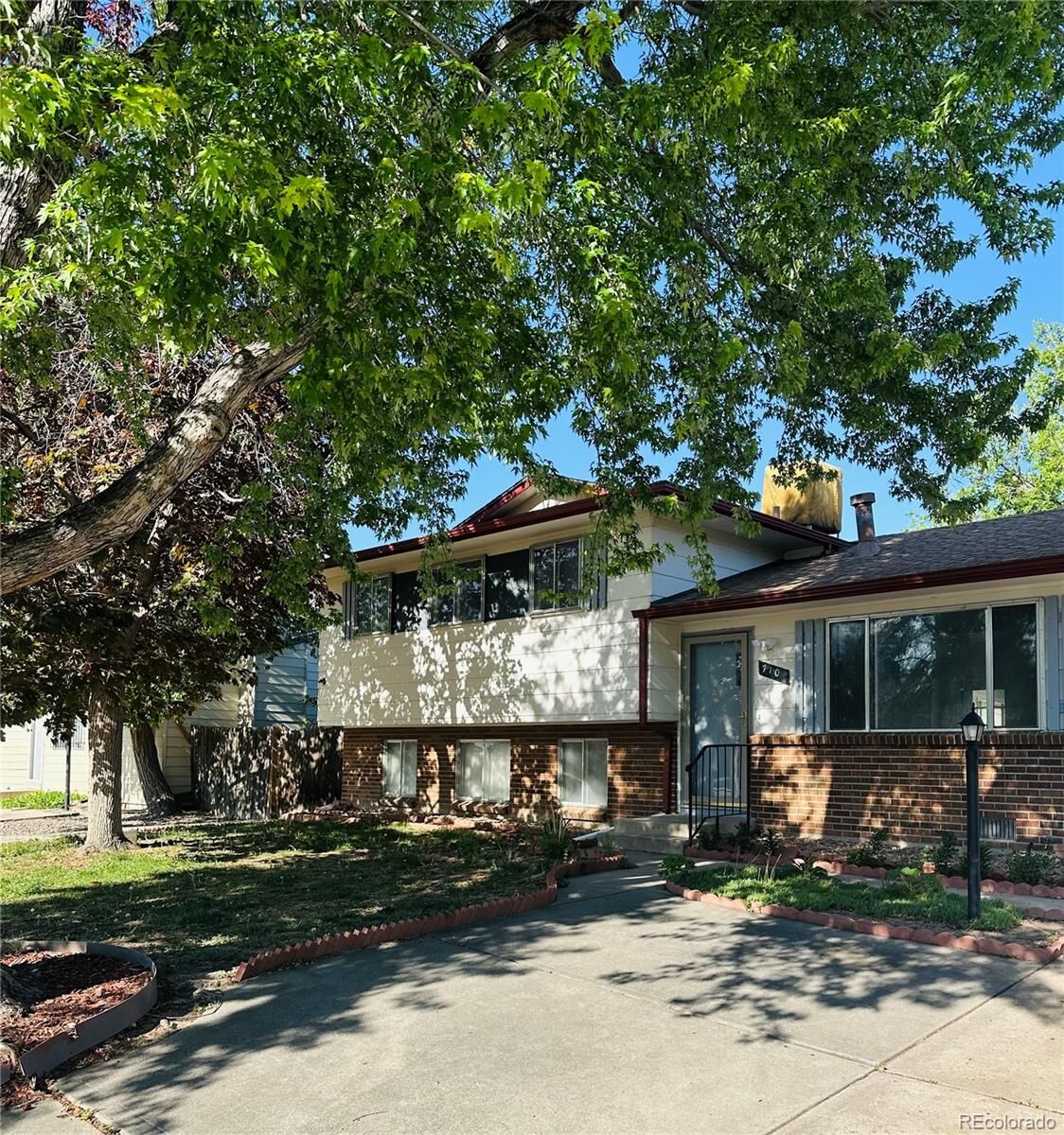 Property Photo:  710 S Macon Way  CO 80012 