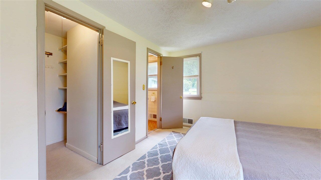 Property Photo:  325 S 27th Street  IN 47374 