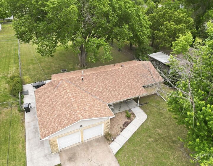 Property Photo:  1202 Harrison St  KS 67114 