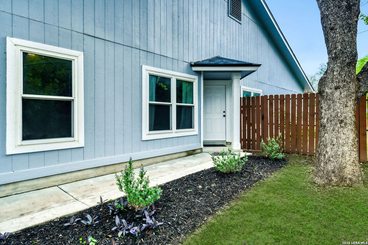 Property Photo:  8201 Rimline Dr  TX 78251 