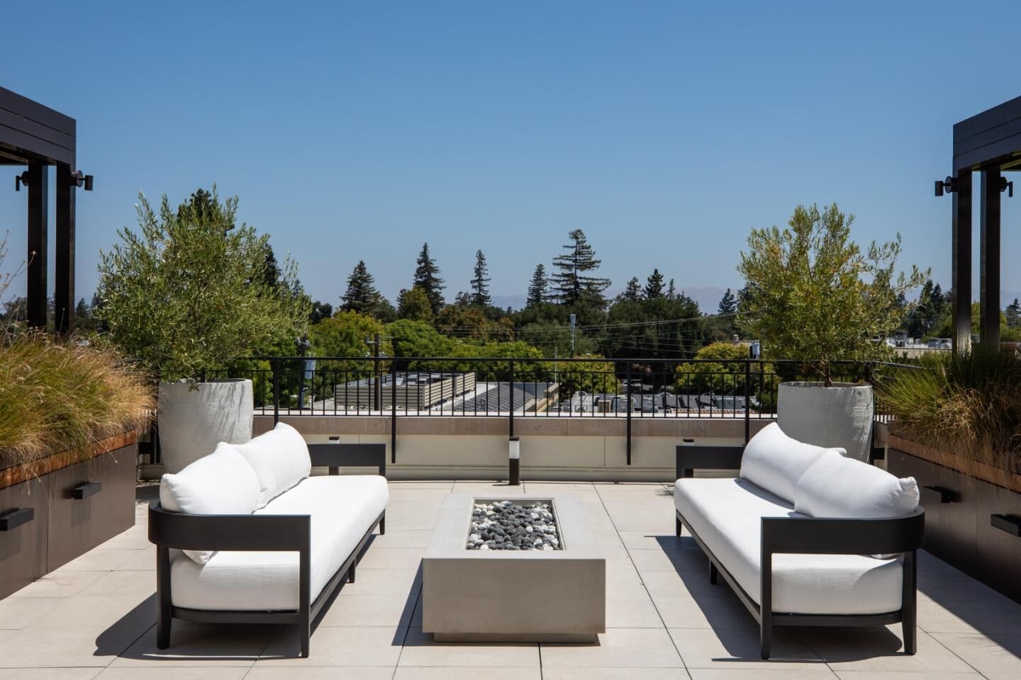 Property Photo:  450 First 108  CA 94022 
