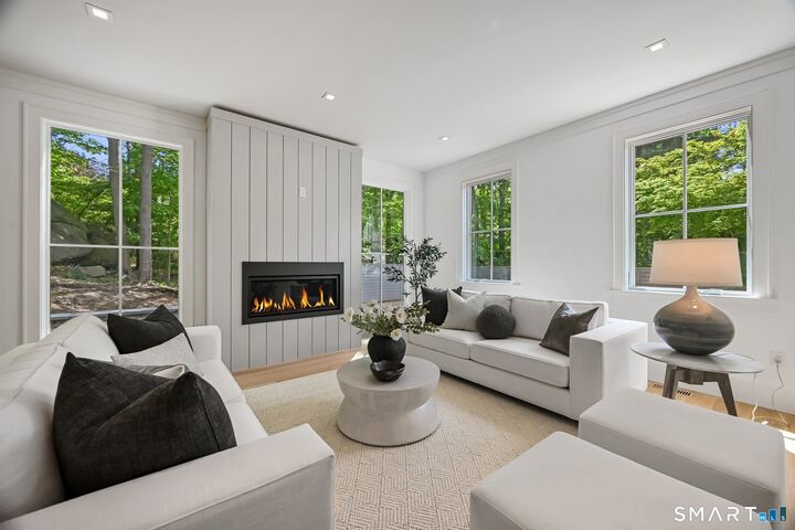 Property Photo:  171 Compo Road South  CT 06880 