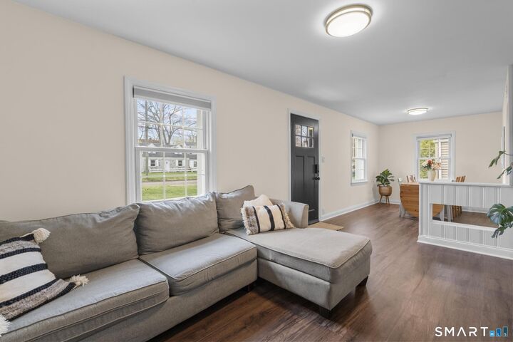 Property Photo:  11 Barmore Drive West  CT 06905 