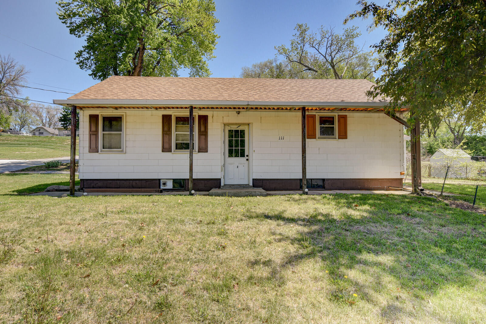 Property Photo:  111 N Elm  Street  IA 51534 