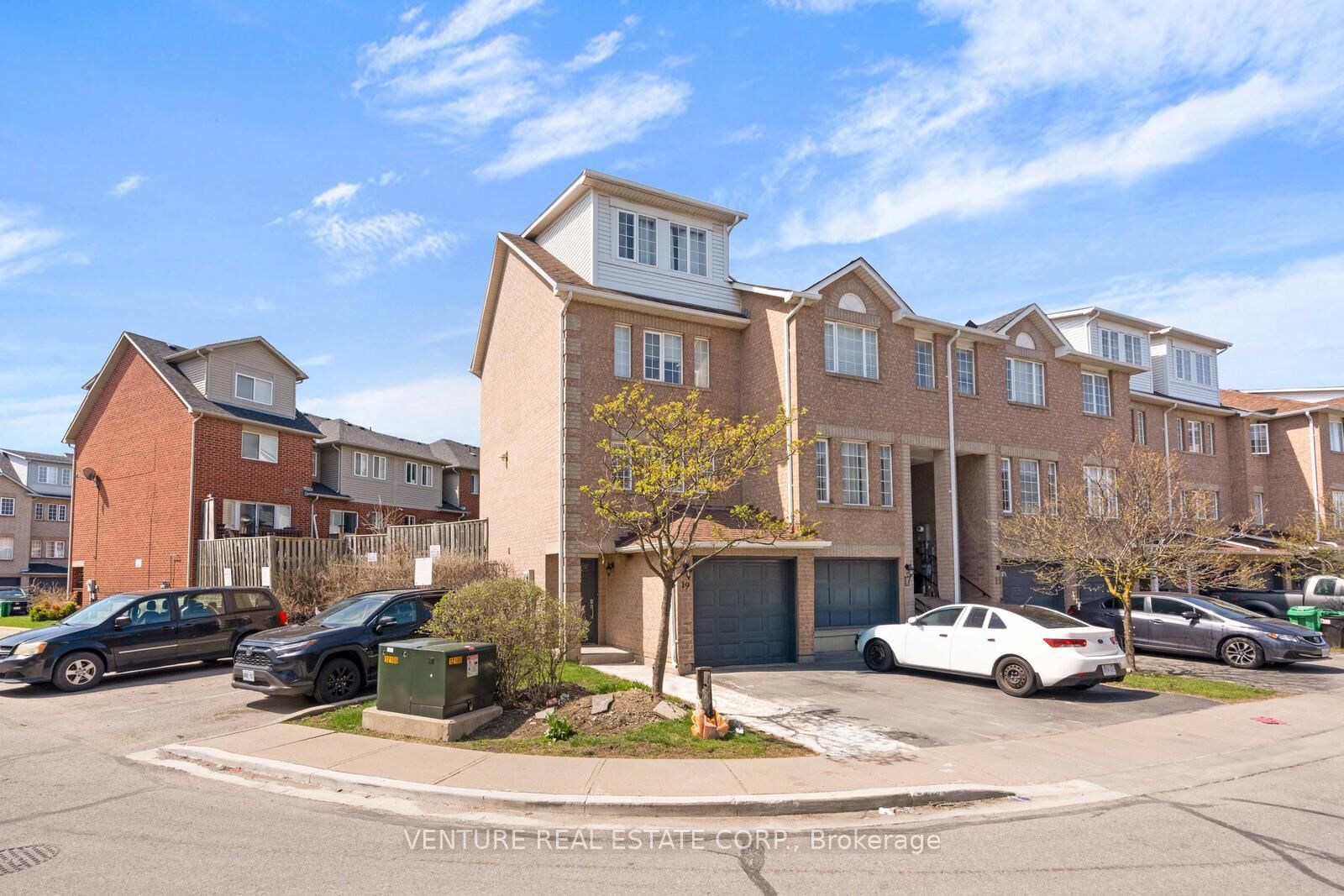 Property Photo: 19 Spadina Road ON L6X 4X6