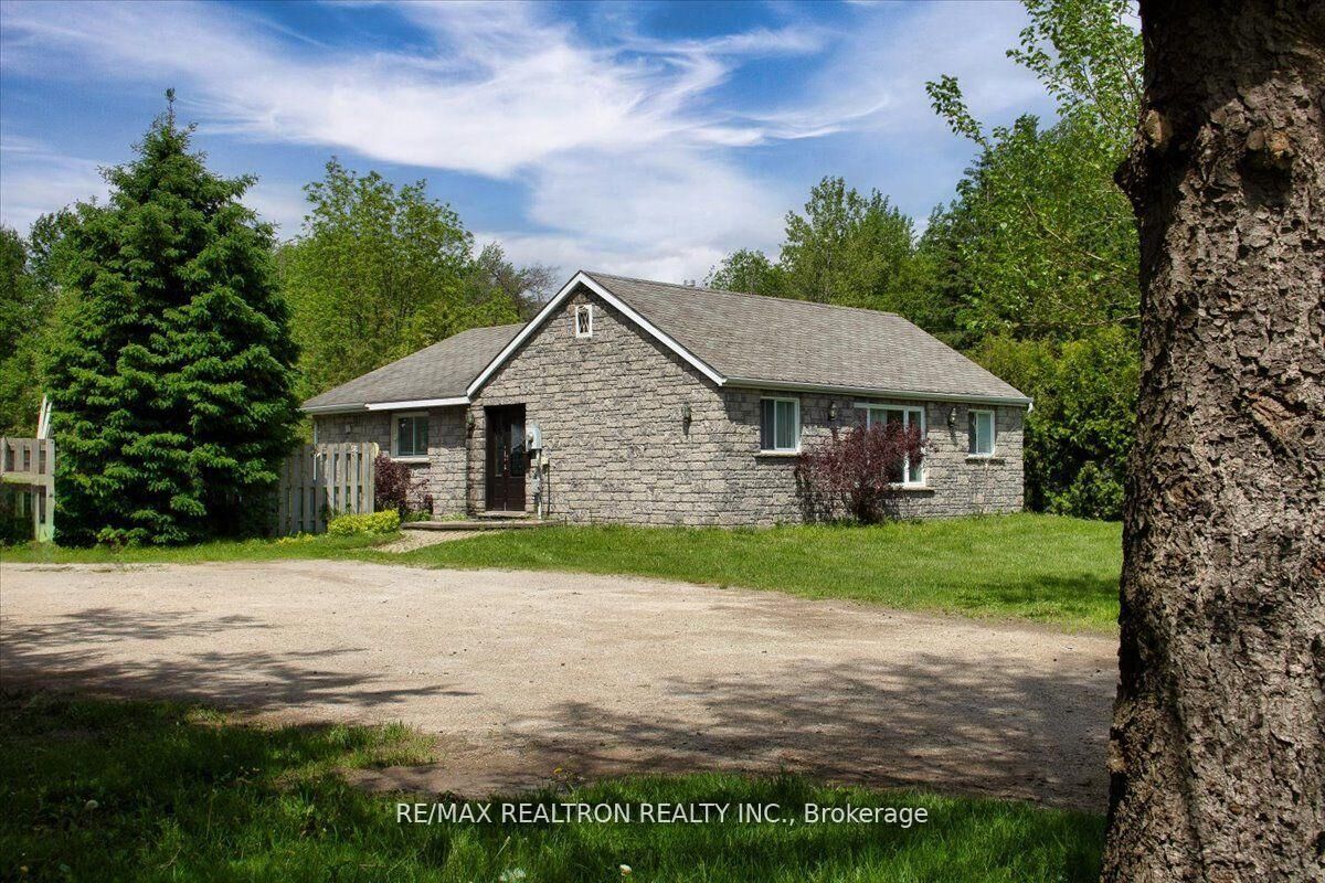 Property Photo: 56 Brentwood Road ON L0M 1B2