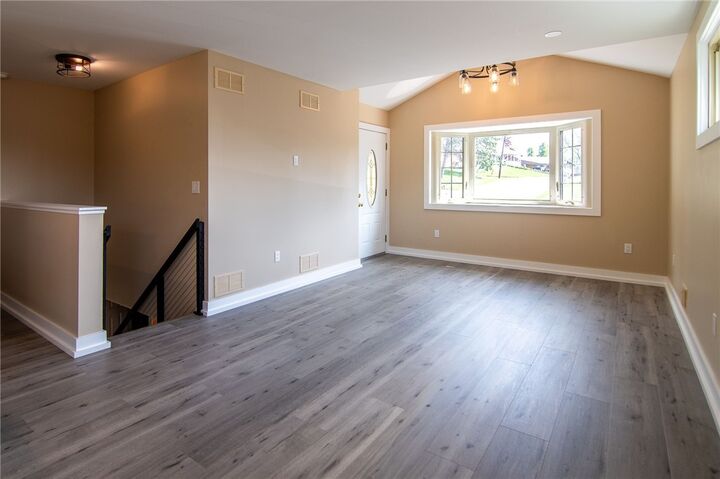 Property Photo:  127 Dunbar Dr  PA 15235 
