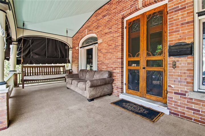 Property Photo:  414 Whitney Ave  PA 15221 