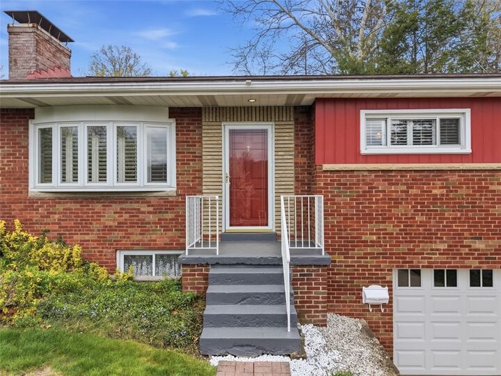 Property Photo:  401 Clair Dr  PA 15241 