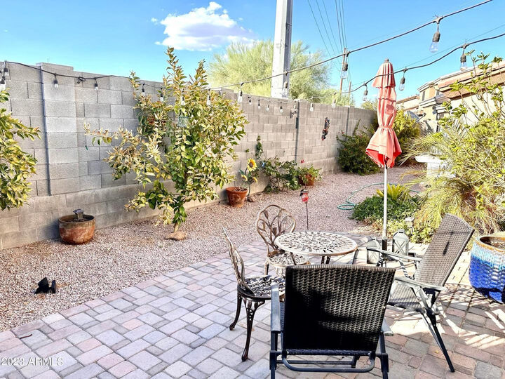 Property Photo:  15730 N Hidden Valley Lane  AZ 85382 