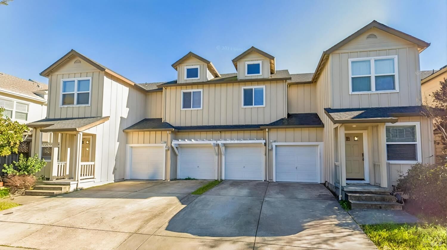 Property Photo:  34 Randall Lane A &Amp B  CA 95409 