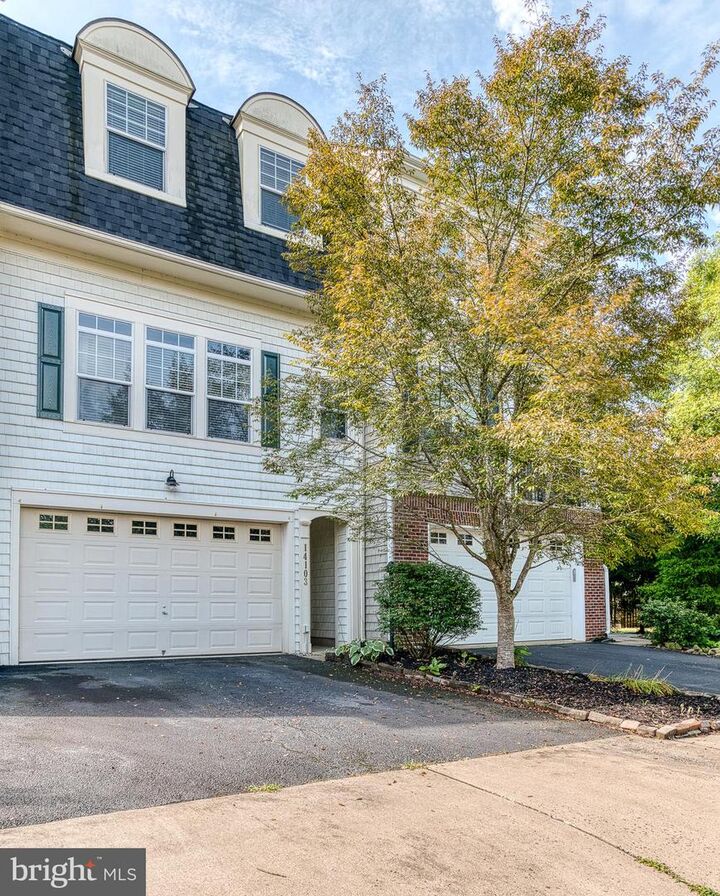 Property Photo:  14103 Catbird Drive  VA 20155 