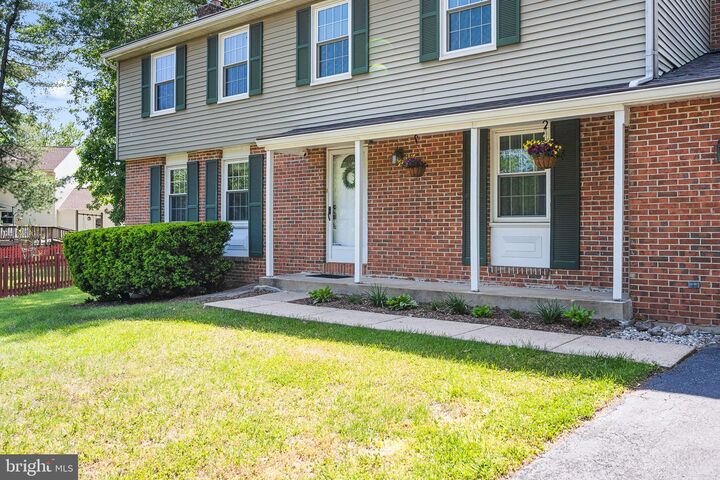 Property Photo:  104 Deerwood Court  VA 20164 