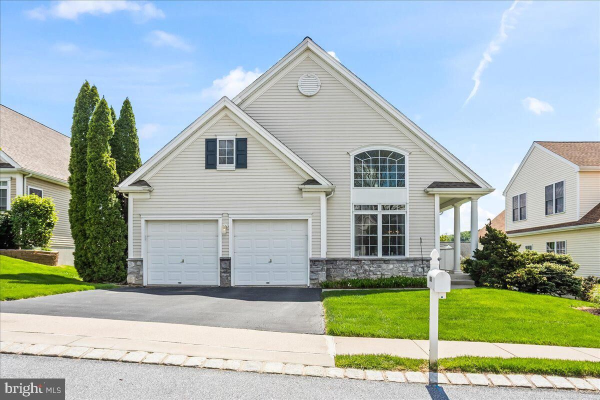 Property Photo: 1805 Risser Lane PA 17601