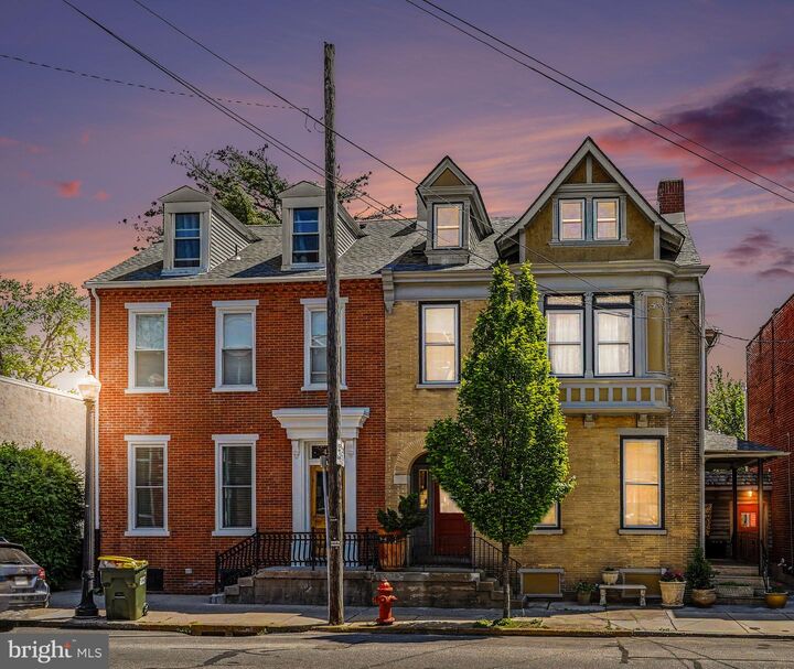Property Photo:  425 N Queen Street  PA 17603 