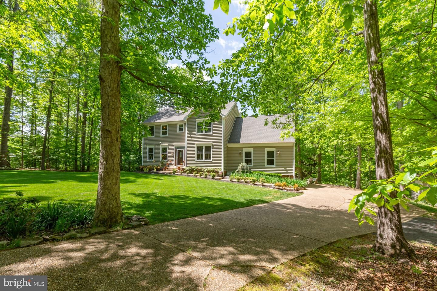 Property Photo:  7931 Gold Leaf Circle  VA 22551 
