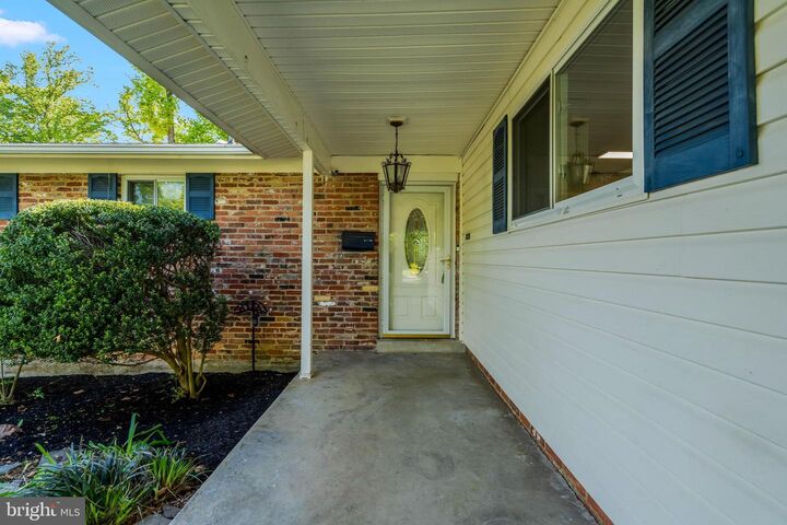 Property Photo:  8909 Victoria Road  VA 22151 