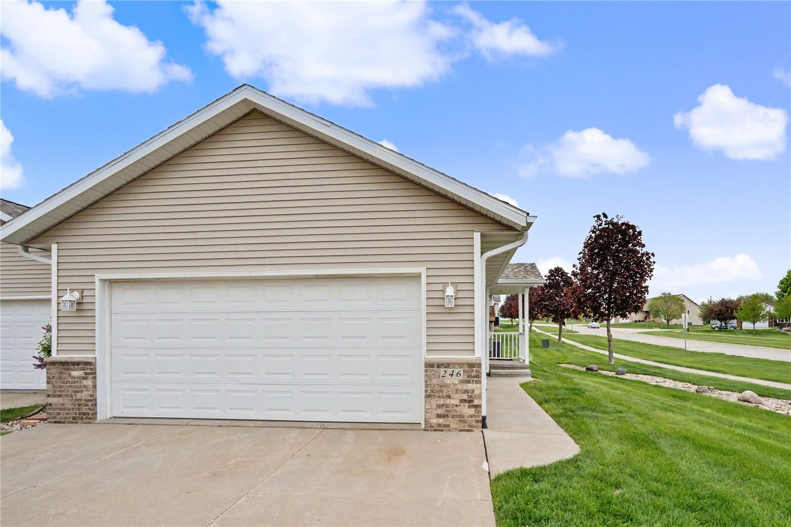 Property Photo:  246 Whirlaway Lane  IA 52228 