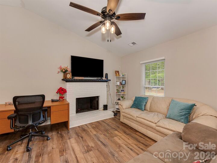 Property Photo:  10200 Cairnsmore Place  NC 28227 