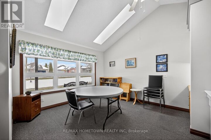 Property Photo: 1171 Millwood Avenue 5 ON K6V 7L5