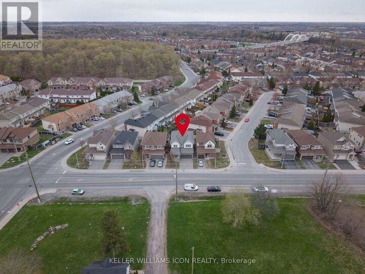 Property Photo:  3379 Woodroffe Avenue  ON K2G 6Z5 