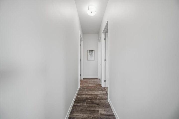 Property Photo:  2033 Henderson Highway  MB R2G 1P7 