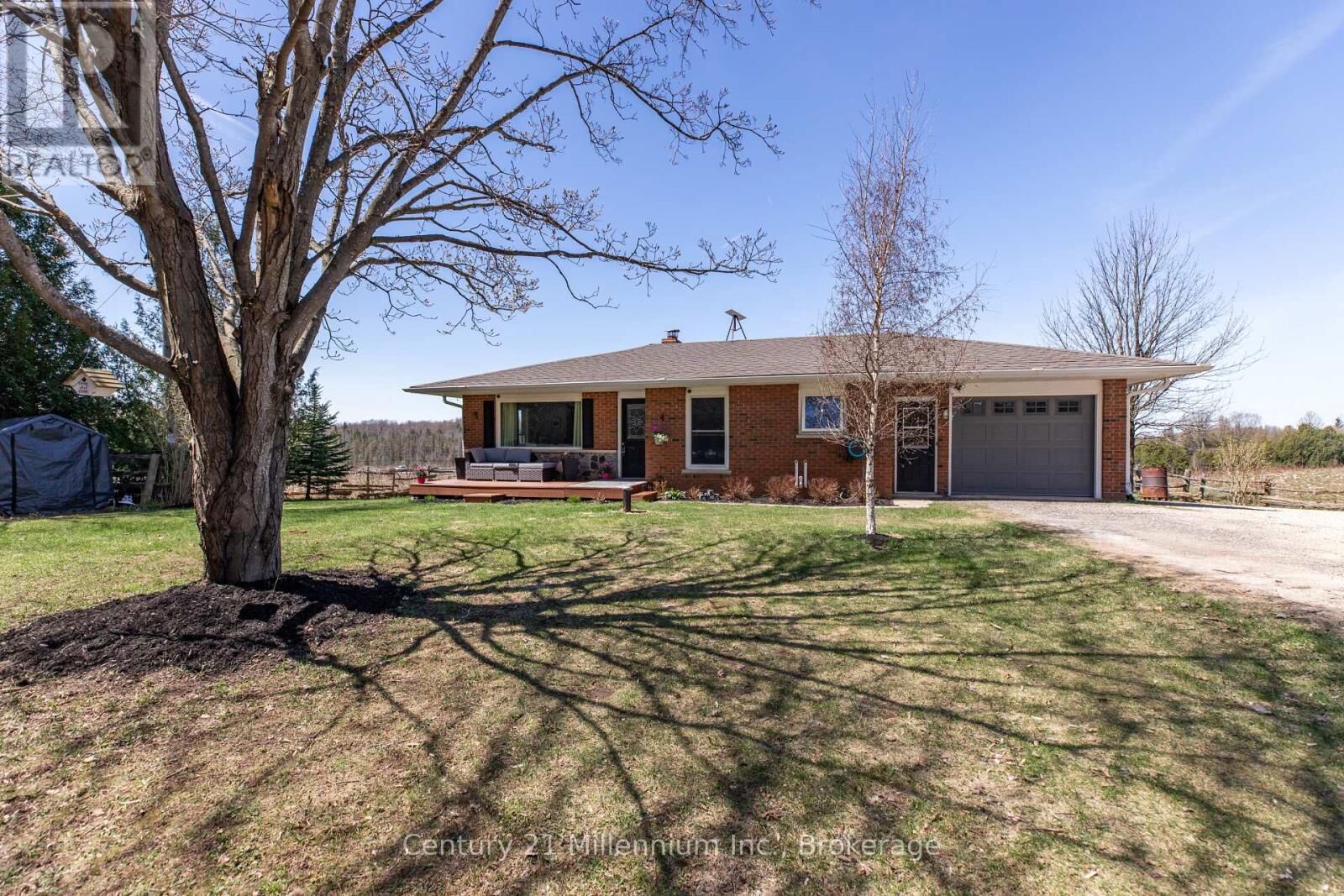 Property Photo:  740187 10 Sideroad  ON N0H 1R0 
