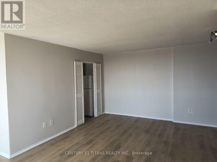 Property Photo: 301 Prudential Drive 907 ON M1P 4V3