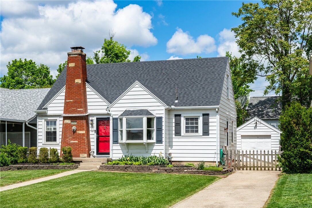 Property Photo: 1015 Croyden Drive OH 45420