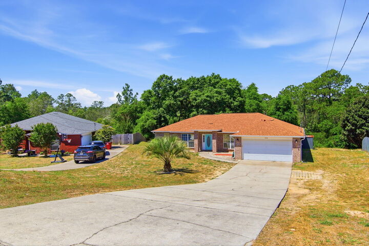 Property Photo:  466 Jillian Drive  FL 32536 