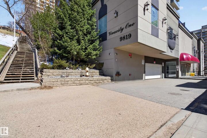 Property Photo: 9819 104 Street NW 202 AB T5K 0Y8