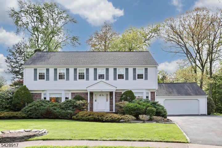 Property Photo:  544 Hague Ct  NJ 07649 