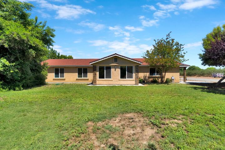 Property Photo: 7595 Highway 43 CA 93230