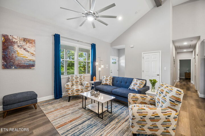 Property Photo:  135 Country Way Rd  TN 37885 