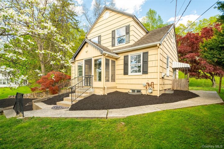 Property Photo:  18 Cricketown Road  NY 10980 