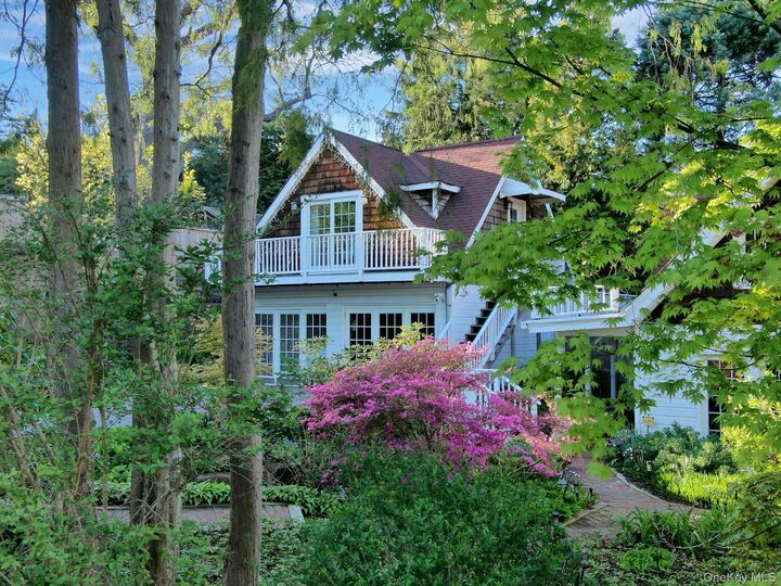 Property Photo:  32 Laveta Place  NY 10960 