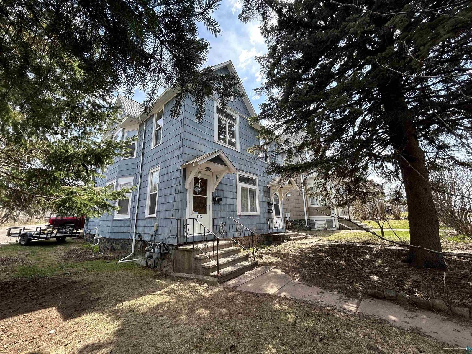 Property Photo:  1302 W 1st St  MN 55806 